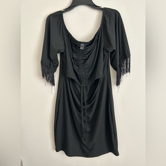 SHEIN Curve - Dark Green - Dress. Has a split in the front. - Picture 2 of 4